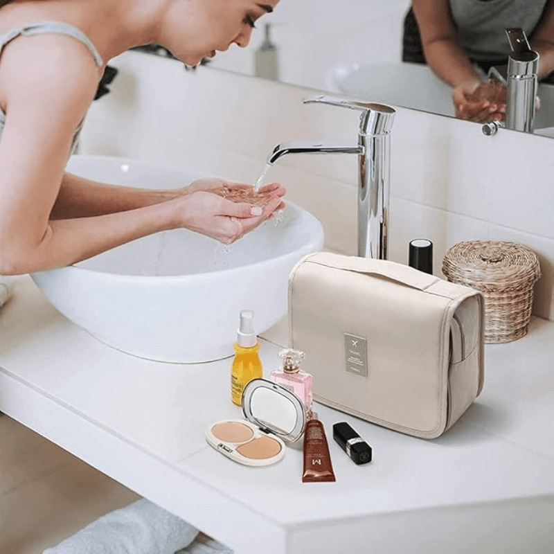 Travelyst™ Compact Cosmetic Organiser